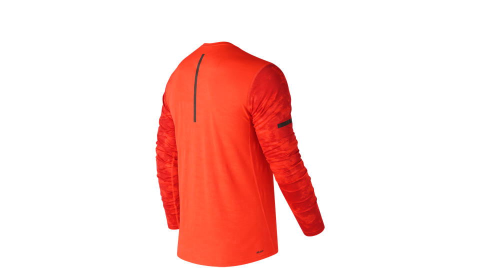 New Balance Max Intensity Long Sleeve Men’s 71049 Tops Performance Electric Blue with Atlantic I15c85363