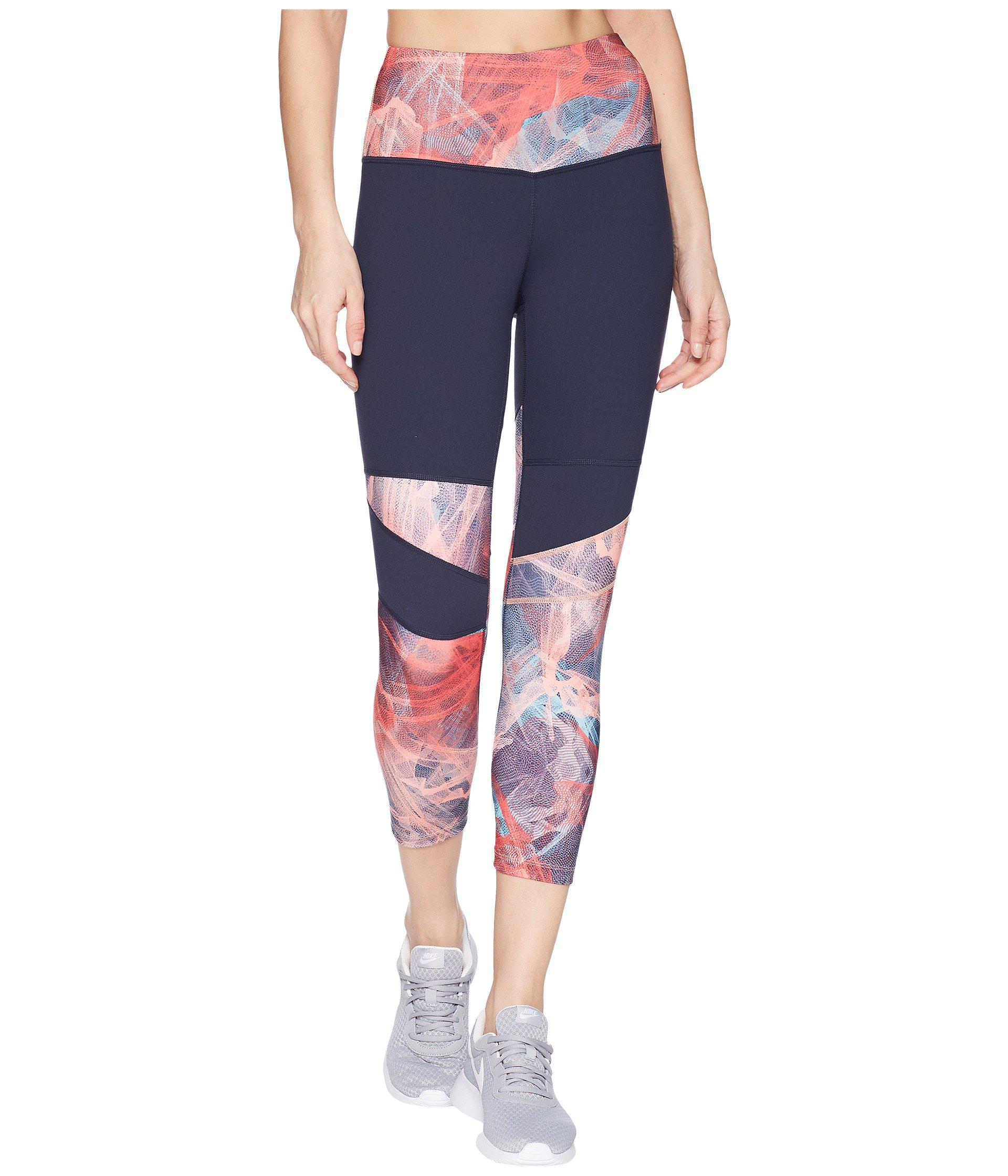 Quần thể thao The North Face Women’s Motivation High Rise Printed Crop The North Face