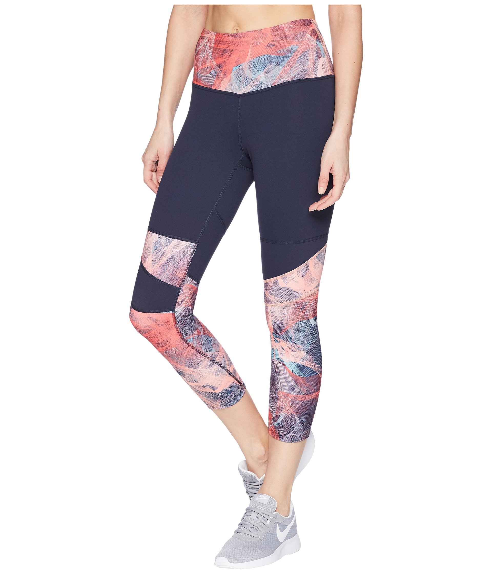 The North Face Women’s Motivation High Rise Printed Crop The North Face ktmart.vn 1
