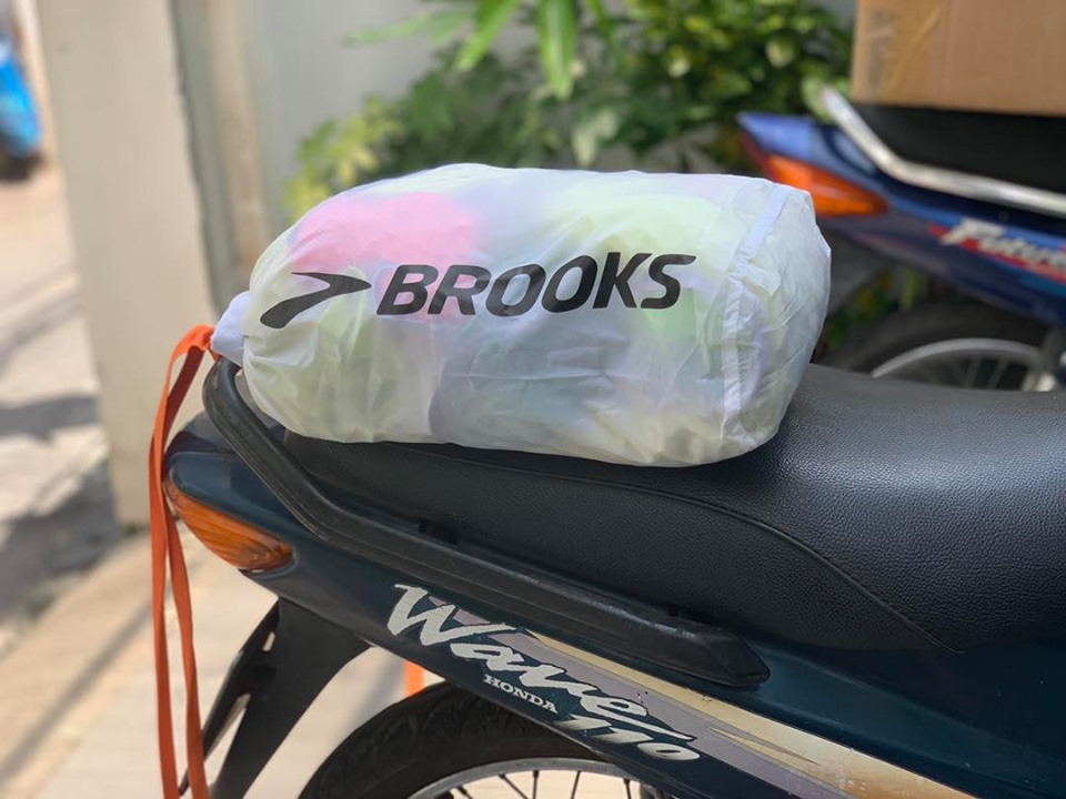Túi đựng đồ siêu nhẹ Brooks