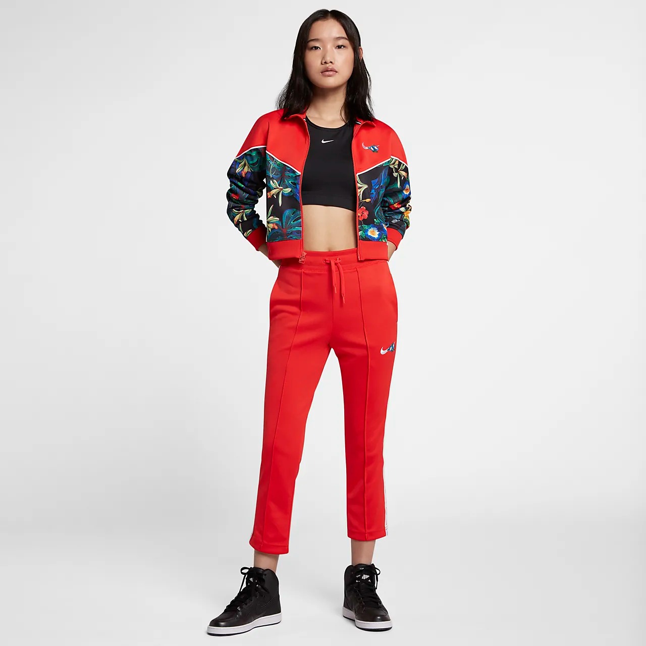 Nike Women’s Red Tropical Hyper Femme Print Tracksuit Jacket Nike ktmart 4