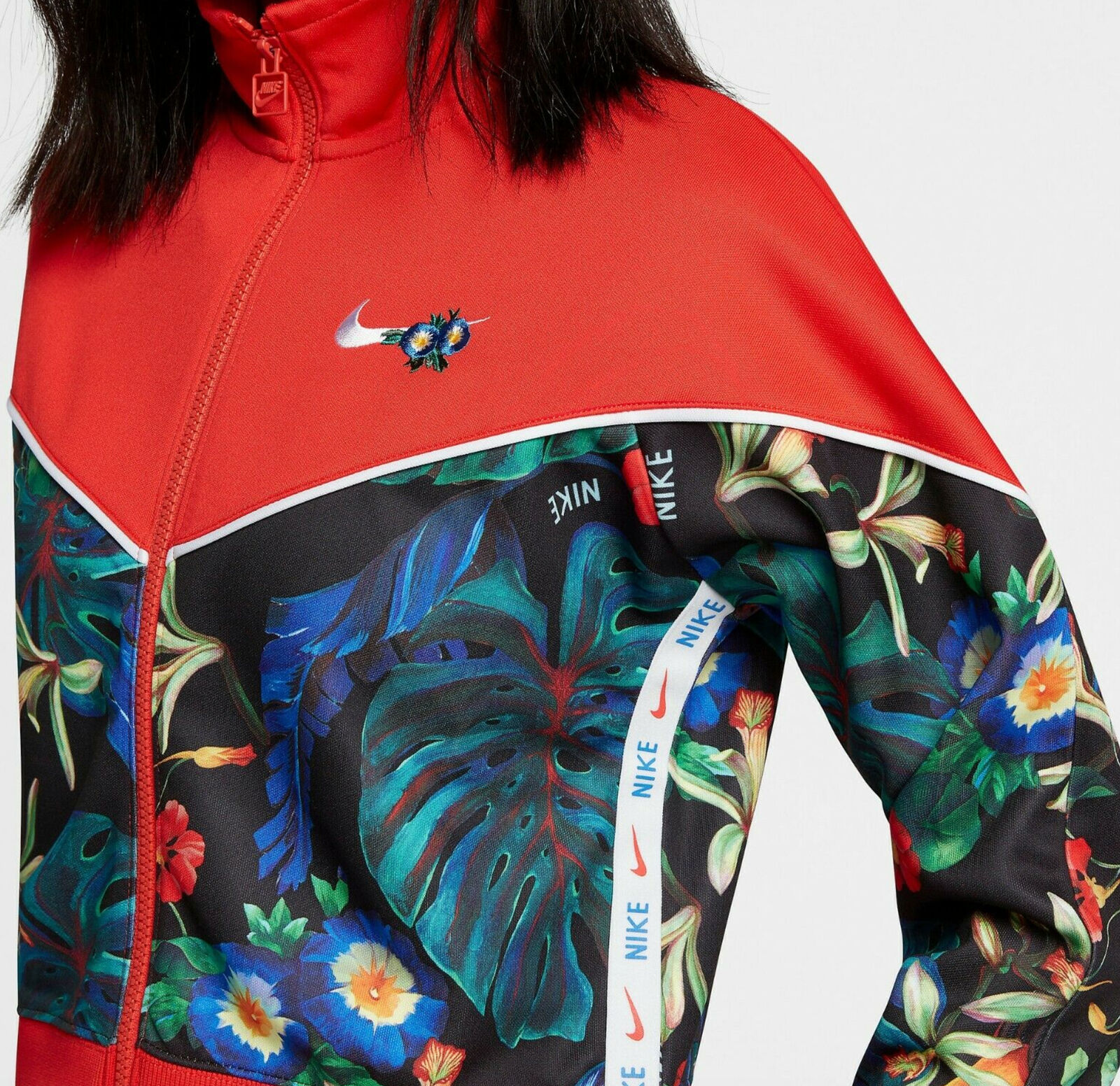 Nike Women’s Red Tropical Hyper Femme Print Tracksuit Jacket Nike ktmart 7