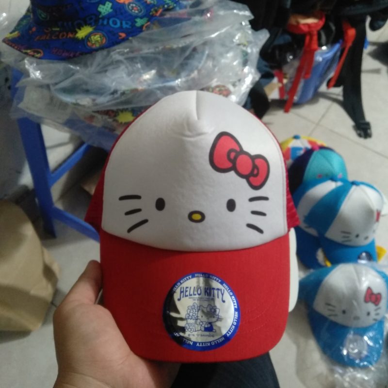 Kitty Cap Sanrio3
