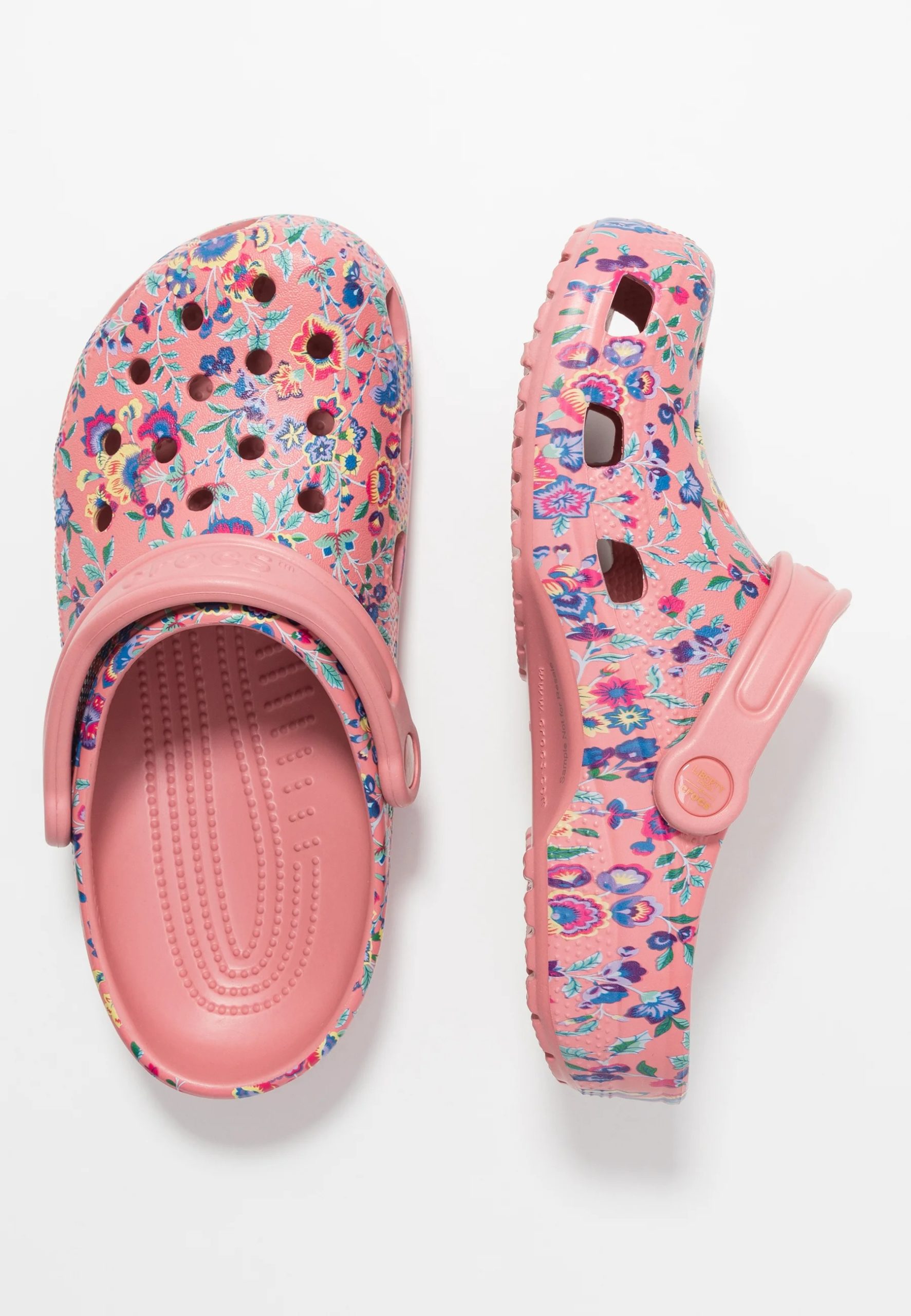 Crocs CLASSIC LIBERTY GRAPHIC – Slippers – Floral.Blossom M5