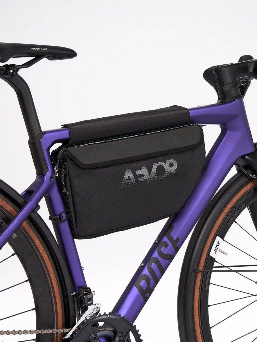 Túi khung xe đạp AEVOR FRAME BAG LARGE – PROOF BLACK 4,5L