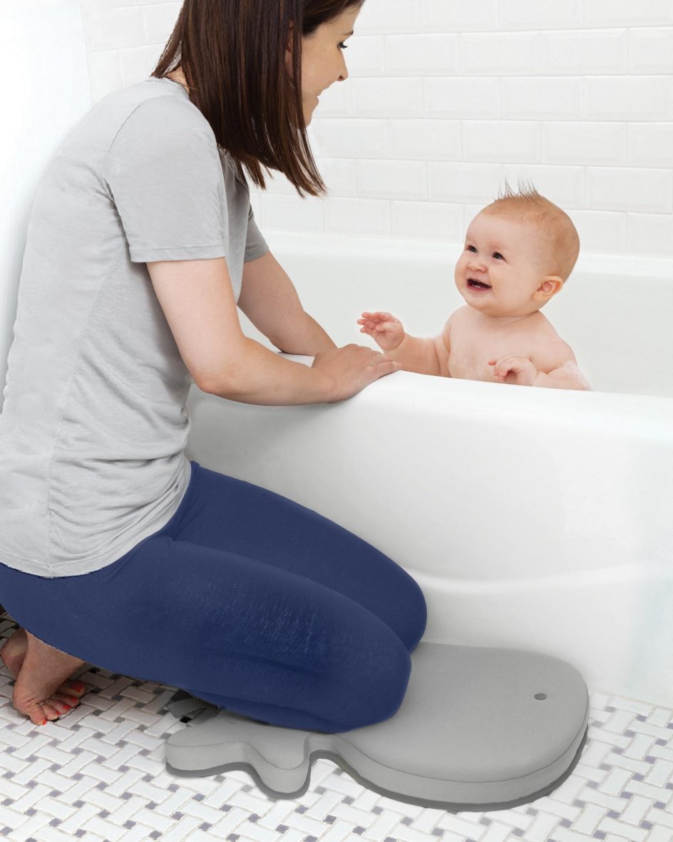 Đệm gối Skip Hop Moby Bath Kneeler