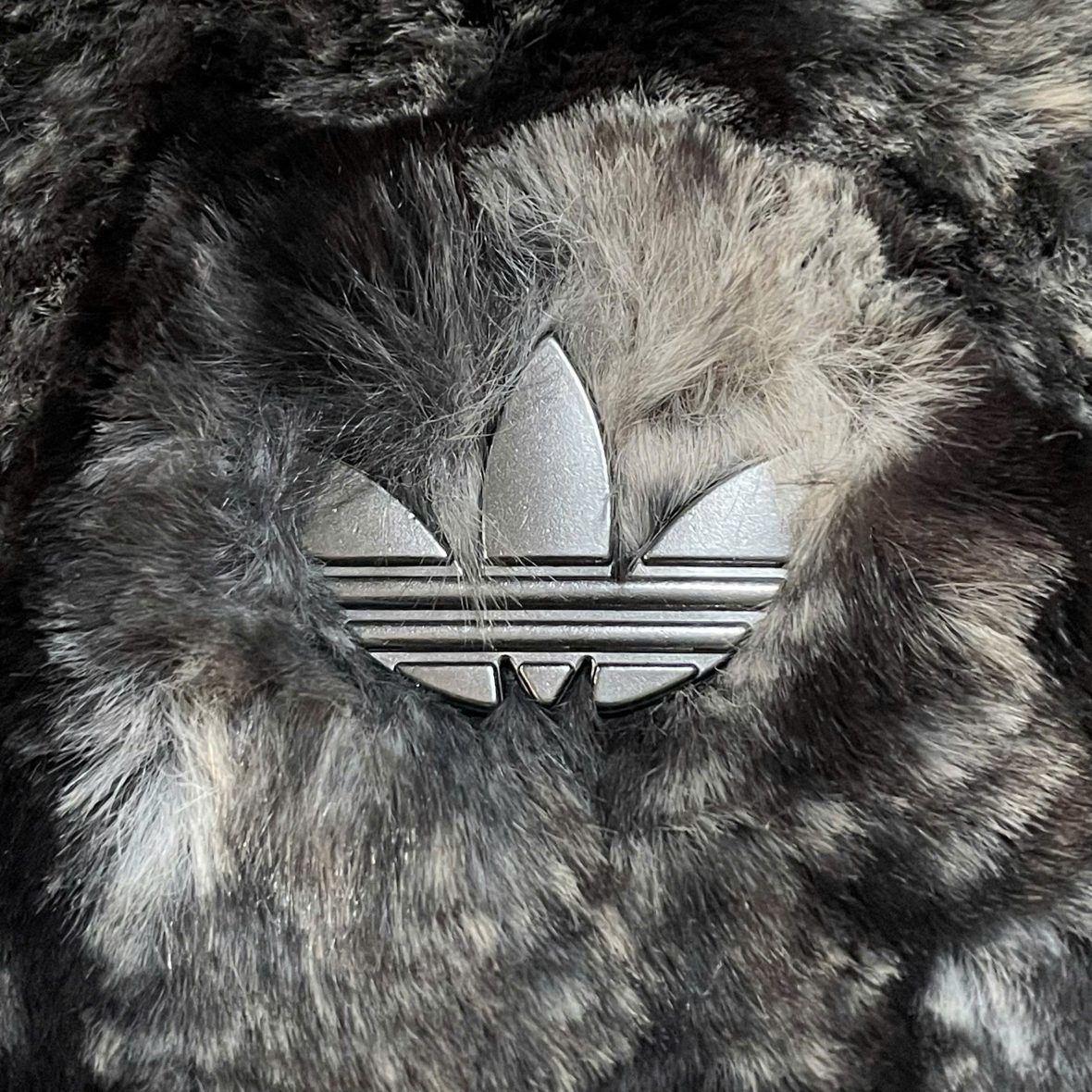 Adidas Small Shoulder Bag With Fur JY2569 ktmart 6