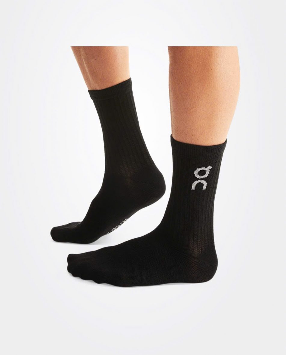 Set 3 đôi tất thể thao, chạy bộ On Running Unisex Logo Sock 3-Pack size S/M